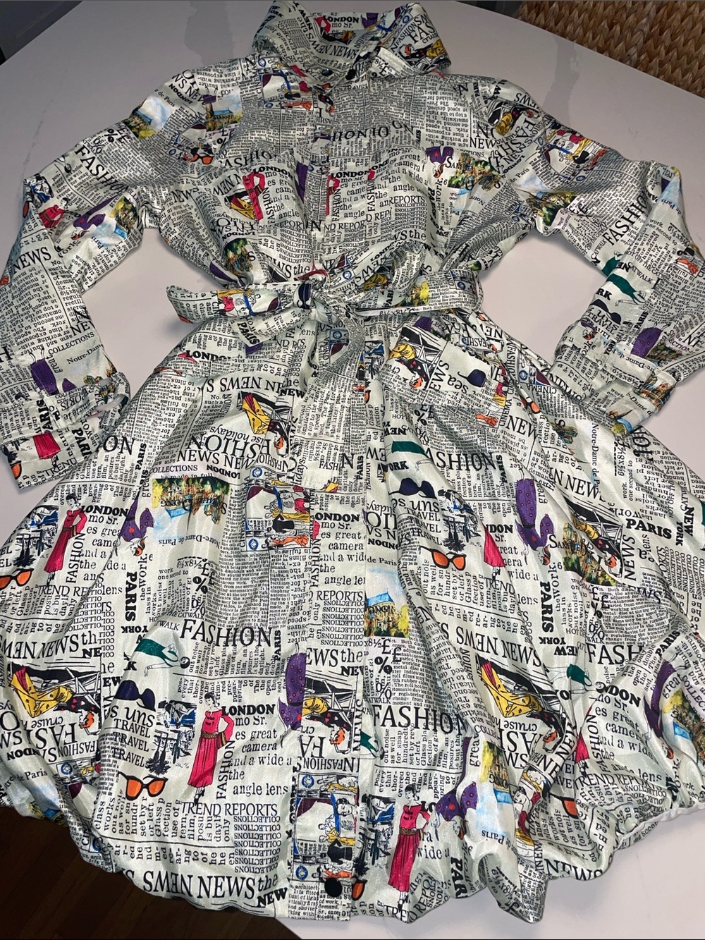 Haute Couture White Newspaper-Print Shirt Dress bubble hem Samuel Dong Print